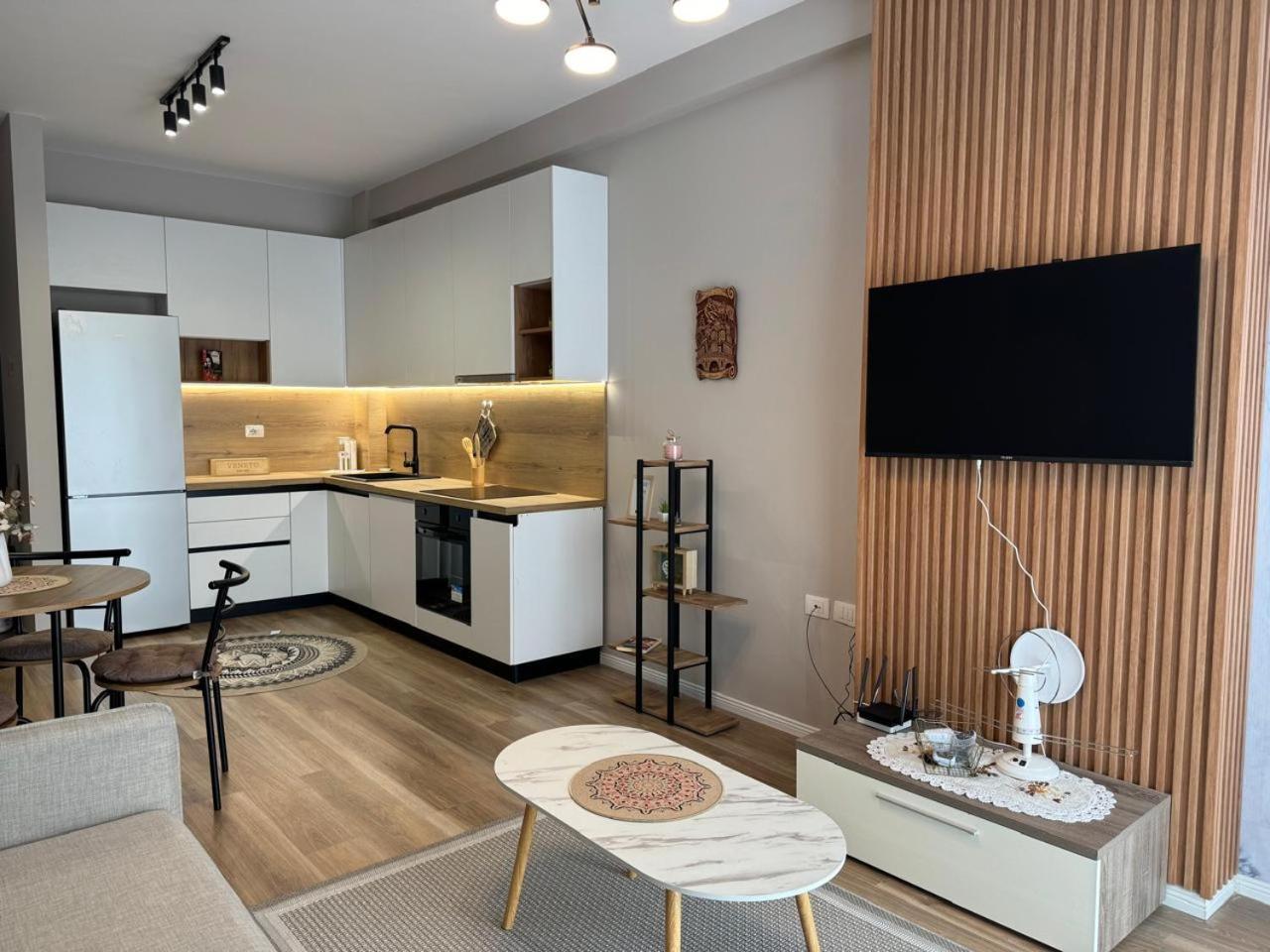 Olivia House Lägenhet Yzberishti Exteriör bild